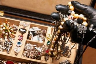 Δύο διαρρήξεις σπιτιών σε Πάτρα και Ακράτα - Τι πήραν