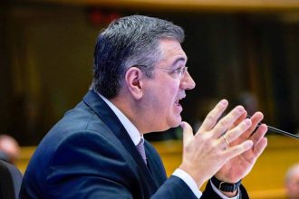 Α. Τζιτζικώστας: «Συνδιαμορφώνουμε με τους νέους τις πολιτικές για το μέλλον των μεταφορών και του τουρισμού»