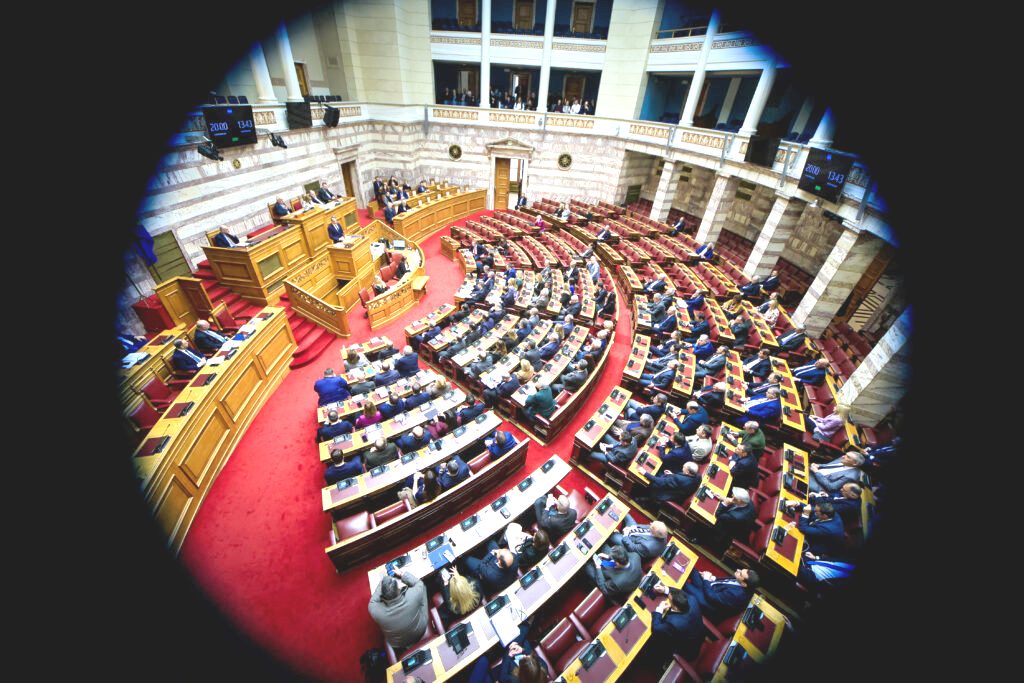 Τι είπαν οι πολιτικοί αρχηγοί στη συζήτηση για την πρόταση δυσπιστίας κατά της κυβέρνησης
