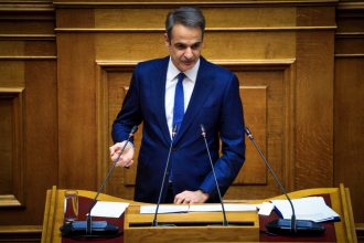 Κυριάκος Μητσοτάκης: «Είμαι έτοιμος να θέσω προς αναθεώρηση το άρθρο 86 περί ευθύνης υπουργών - Είστε η αντιπολίτευση του πάμε και όπου βγει» (ΒΙΝΤΕΟ)
