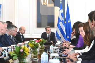 Κυριάκος Μητσοτάκης στο νέο υπουργικό: Θέλω χειροπιαστά αποτελέσματα, θα επιβλέπω προσωπικά - Κρίσιμο το ύφος και οι συμπεριφορές στη δημόσια σκηνή