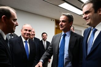 Στο υπ. Οικονομικών ο Κυριάκος Μητσοτάκης – Ξεκίνησε ο κύκλος επισκέψεων στα υπουργεία