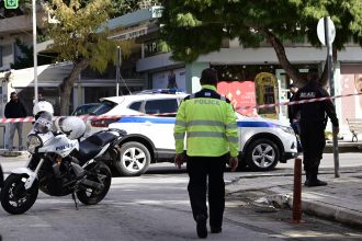 Γλυφάδα: Συνελήφθησαν τέσσερις Τούρκοι για τη διπλή μαφιόζικη δολοφονία – Βρέθηκαν 13 όπλα και ναρκωτικά