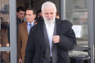 Μαρία Κασσανδρή: Ο Πέτρος Φιλιππίδης είχε χτυπήσει ηθοποιό μπροστά στα μάτια μας