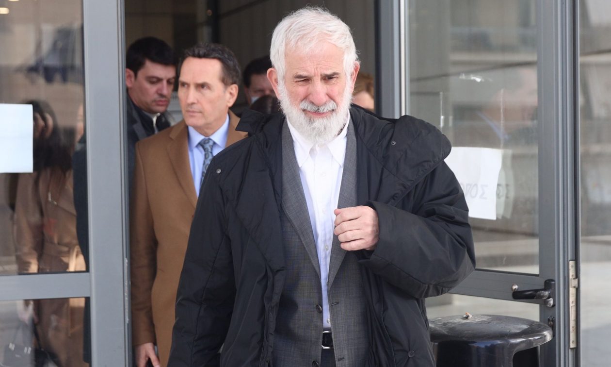 Μαρία Κασσανδρή: Ο Πέτρος Φιλιππίδης είχε χτυπήσει ηθοποιό μπροστά στα μάτια μας