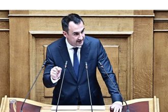 Χαρίτσης: «Στο θράσος, την αλαζονεία, την αμετροέπεια του κ. Μητσοτάκη απάντησε και πάλι χθες η κοινωνία»