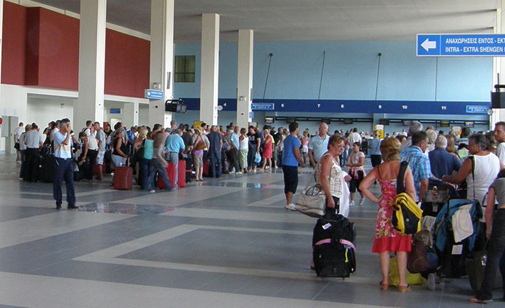 Η «απογείωση» του τουρισμού φέρνει επενδύσεις σε 14 περιφερειακά αεροδρόμια - "Πρωταγωνιστούν" τα νησιά του Ιονίου