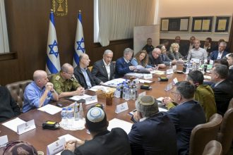 “Fake news” η υπόθεση που εμπλέκει συνεργάτες μας στο Qatargate, λένε από το γραφείο του Νετανιάχου
