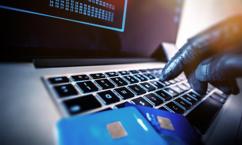 «Μου έκλεψαν 105.000 ευρώ» λέει ο 60χρονος που έπεσε θύμα διαδικτυακής απάτης – Του έκοβαν ακόμη και αποδείξεις