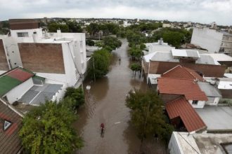 Πλημμύρες στην Αργεντινή: Κηρύχθηκε 3ήμερο εθνικό πένθος για τους 16 νεκρούς