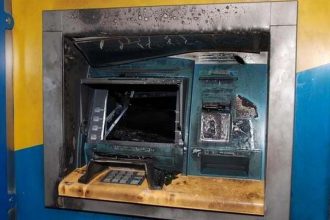 Δυτ. Ελλάδα: Πήγαν σαν ...κύριοι και ανατίναξαν ΑΤΜ