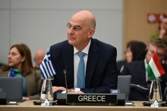 Δένδιας: Eκφράζω την ευγνωμοσύνη μου στις γυναίκες οι οποίες στελεχώνουν τις Ένοπλες Δυνάμεις