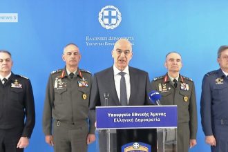 Οι ανακοινώσεις Δένδια για το μισθολόγιο στις Ένοπλες Δυνάμεις - Από 13% έως 20% οι αυξήσεις στις μηνιαίες αποδοχές των στελεχών - ΠΑΡΑΔΕΙΓΜΑΤΑ