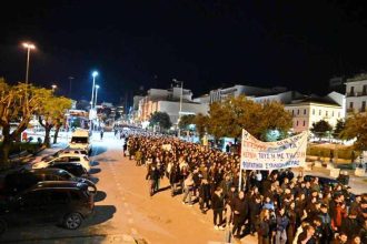 Πάτρα: Μεγάλη και η νέα συγκέντρωση για τα Τέμπη (ΦΩΤΟ - ΒΙΝΤΕΟ)