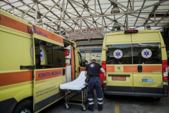 Με βραχιολάκι στις εφημερίες των νοσοκομείων