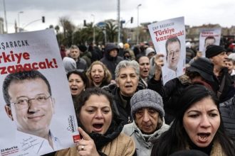 Ιμάμογλου από τη φυλακή: Δεν έχει σημασία που είμαι, θα μας φοβούνται
