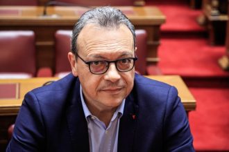 Φάμελλος: Ο κ. Μητσοτάκης υποβαθμίζει την Βουλή για να συγκαλύψει την αλήθεια