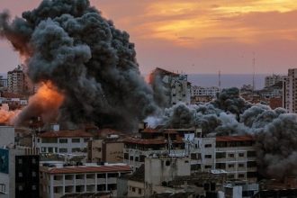 Γάζα: Νέοι βομβαρδισμοί του Ισραήλ – Πέντε παιδιά σκοτώθηκαν σε νέο αεροπορικό πλήγμα