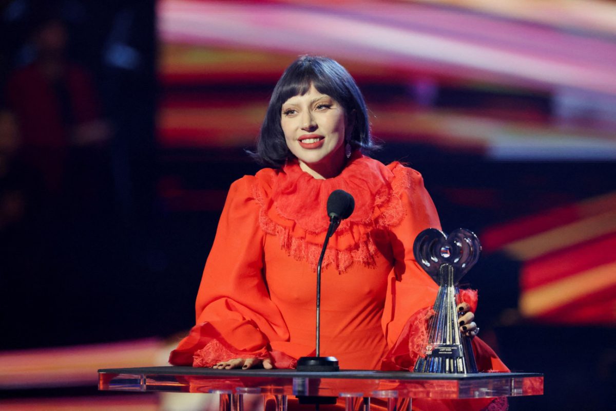 Μήνυση στη Lady Gaga από εταιρεία που κατασκευάζει σανίδες του σερφ