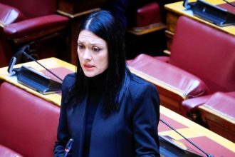 Νάντια Γιαννακοπούλου: Δεν ήταν σωστό να συνυπογράψει το ΠΑΣΟΚ την πρόταση μομφής με την Ζωή Κωνσταντοπούλου