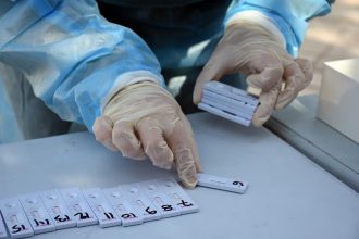 ΕΟΔΥ: Έξι θάνατοι από κορονοϊό και επτά από γρίπη την τελευταία εβδομάδα