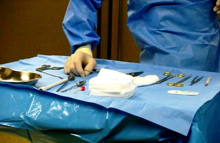 Ιατροδικαστές: Οι νέες προϋποθέσεις για τις εξετάσεις - Τι προβλέπει απόφαση Φλωρίδη μετά την αναστολή καθηκόντων για 5 μέλη του σώματος