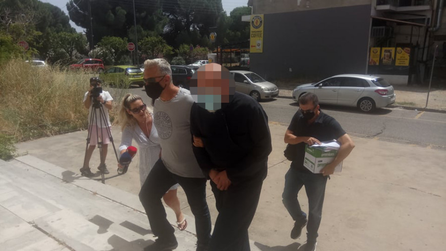 Αγρίνιο: «Έσπασε» τη σιωπή του θύμα του 53χρονου ιερέα που ασελγούσε σε ανήλικες