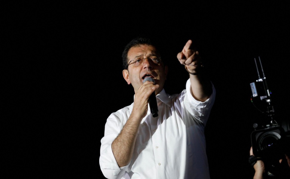 Τουρκία: Μαζικά στις κάλπες για τον Ιμάμογλου παρά την προφυλάκισή του
