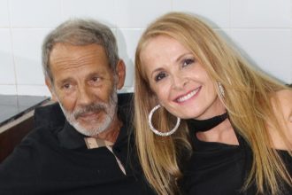 Ηρώ Σαΐα: Τα παιδικά χρόνια στην επαρχία και οι σχέσεις με τον ιερέα πατέρα της