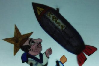 Περί Σκιών: Ο Καραγκιόζης ΑΣΤΡΟ-ναύτης, από τη γη στην σελήνη