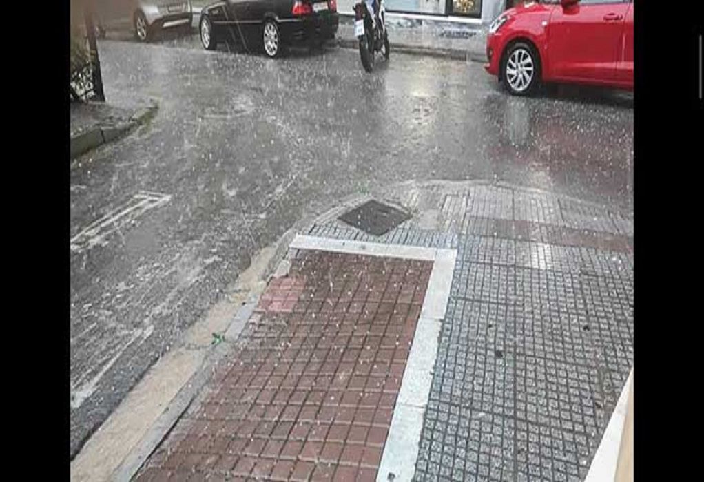 Κοζάνη: Σφοδρή χαλαζόπτωση το μεσημέρι της Κυριακής - Δείτε βίντεο