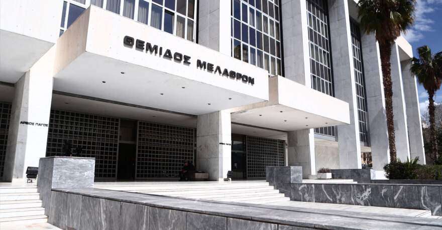 Απόφαση του Αρείου Πάγου: Ο παππούς και η γιαγιά πρέπει να βλέπουν τα εγγόνια τους