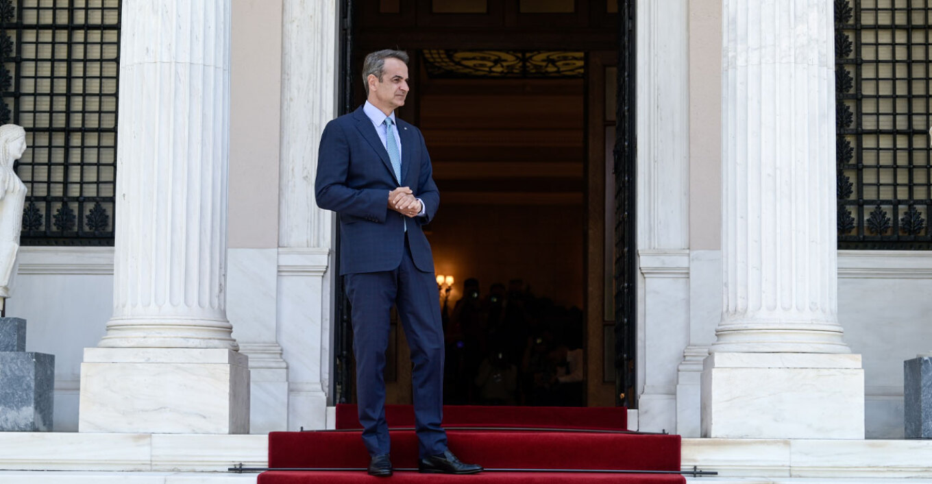 Η ανατομία της νέας κυβέρνησης: Οι πιο φρέσκοι 40άρηδες και τα 15 νέα πρόσωπα