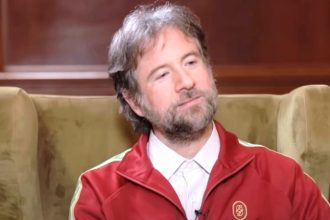 Κωστής Μαραβέγιας για τον θάνατο του πατέρα του: Είχε πολύ μικρό προσδόκιμο ζωής και το τετραπλασίασε