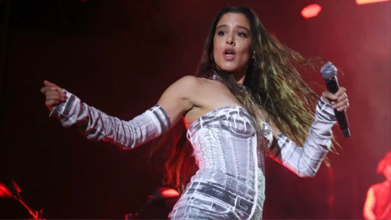 Μαρίνα Σάττι σε δημοσιογράφο: «Ναι, είμαι περιζήτητο πρόσωπο»