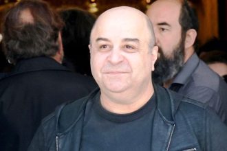 Σεφερλής: Οι άνθρωποι που μιλάνε αρνητικά για εμένα δεν με έχουν δει στο θέατρο, ούτε έχουν αξιολογήσει το ταλέντο μου