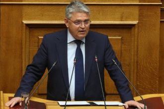 Νατσιός: Να μην τιμωρηθούν οι σπουδαστές της ΣΜΥΝ