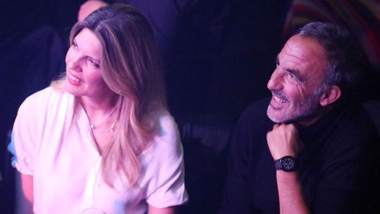 Νίκος Αλιάγας: Σπάνια βραδινή έξοδος στα μπουζούκια μαζί με τη σύντροφό του Τίνα Γρηγορίου