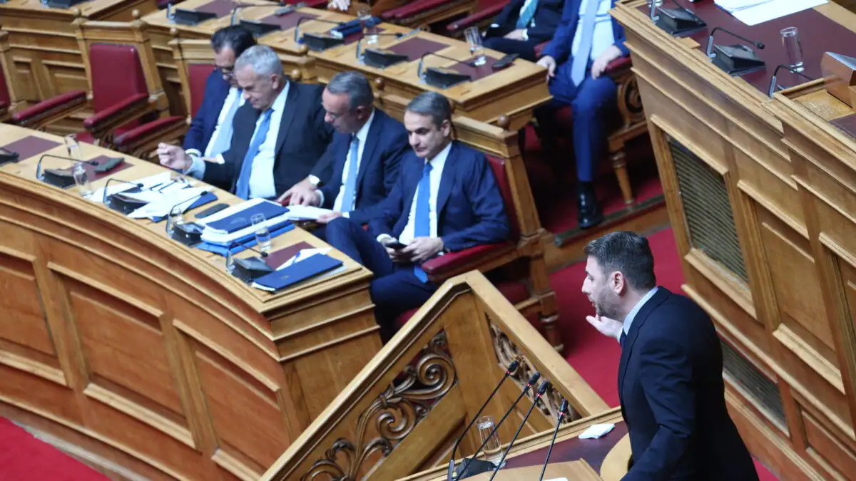 Ο Νίκος Ανδρουλάκης κατέθεσε την πρόταση δυσπιστίας κατά της κυβέρνησης: Την στηρίζουν ΣΥΡΙΖΑ, Νέα Αριστερά και Πλεύση Ελευθερίας