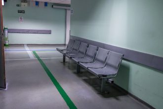 Σε αναστολή και πέμπτος ιατροδικαστής – Σε ποια υπόθεση εμπλέκεται