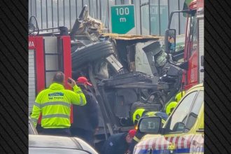 Ανατροπή νταλίκας στην Εθνική Οδό στο ρεύμα προς Κηφισιά – Κλειστή η δεξιά λωρίδα