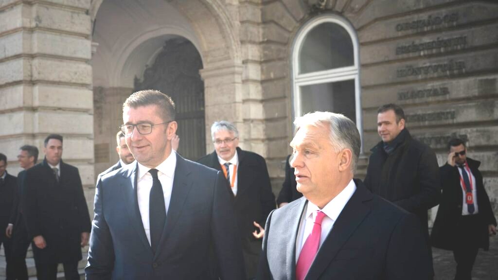 Ο Όρμπαν επικρίνει την ΕΕ για τη στασιμότητα της ευρωπαϊκής πορείας της Βόρειας Μακεδονίας