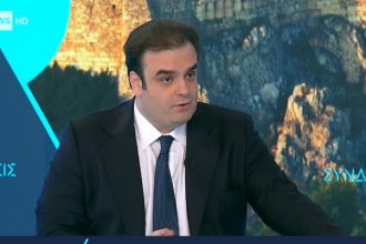 K. Πιερρακάκης: Hχηρό το μήνυμα για τα Τέμπη, δε σηκώνεις το δάχτυλο στον κόσμο