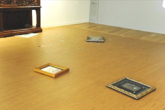 Η ανακοίνωση της Εθνικής Πινακοθήκης για τον Παπαδόπουλο: Αυτός και ο συνεργός του απέσπασαν τα έργα, τα πέταξαν στο δάπεδο και έσπασαν (ΦΩΤΟ)