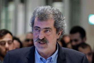 Πολάκης: Στο λαγούμι του ναρκισσισμού και της εγωπάθειας να μείνει η κυρία Κωνσταντοπούλου