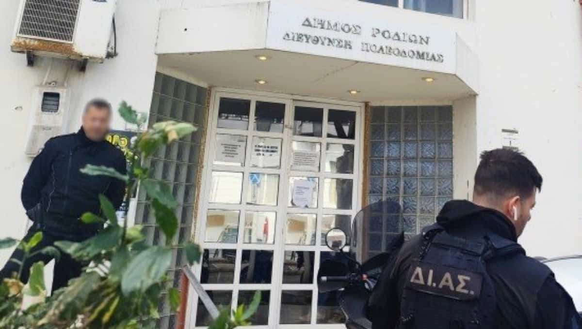 Ρόδος: Γρηγορόσημο από το κύκλωμα πολεοδόμων είχε ζητήσει παλαίμαχος ποδοσφαιριστής