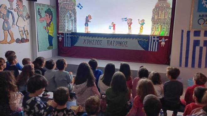 Επετειακή παράσταση στο Καραγκιοζοθέατρο Περί Σκιών