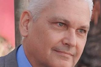 Φωκίων Ζαΐμης: Συνεργασία με τον Δήμο Πατρέων για την παρέλαση της 25ης Μαρτίου