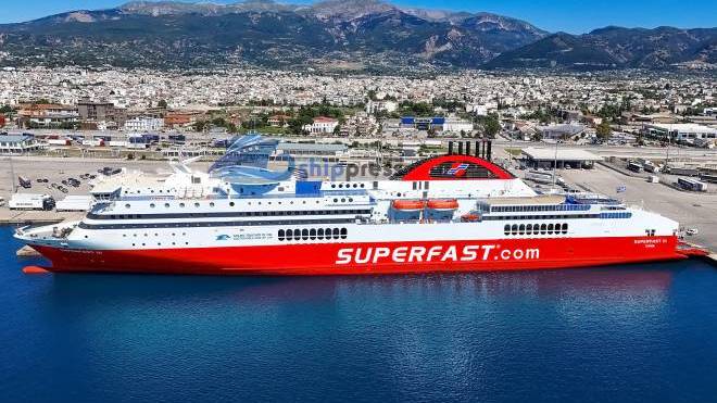 Πάτρα: Το πλοίο επέστρεψε στο λιμάνι - 52χρονος μεταφέρθηκε στο νοσοκομείο