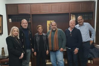 Συνάντηση του Εμπορικού Συλλόγου με την Κατερίνα Σολωμού